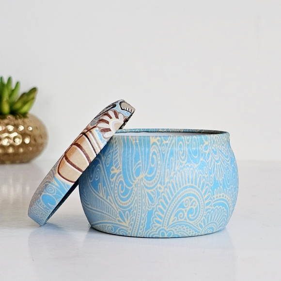 2 New Aromatherapy Bohemian Tin Candles Natural Soy Wax Mediterranean Fig, Lemon - Picture 8 of 12